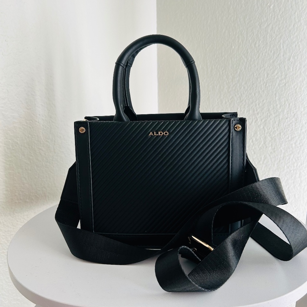 Adjustable crossbody strap